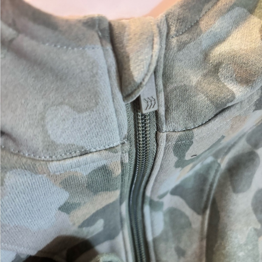 All in Motion Green Camouflage Kids Hoodie - Picture 4 of 6
